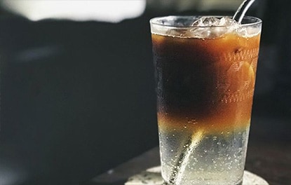 Tonic cold brew : le café qui sautille